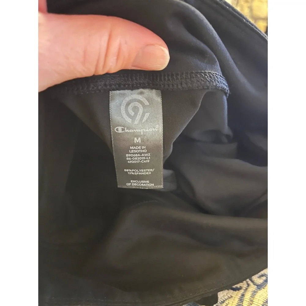 Champion Women's Black Athletic‎ Capris Size M Polyester Spandex Leggings